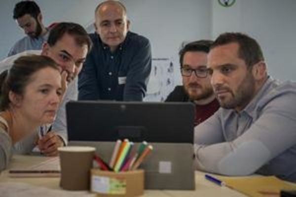 EQIOM joue la carte du collectif avec emlyon business school EQIOM joue la carte du collectif avec emlyon business school