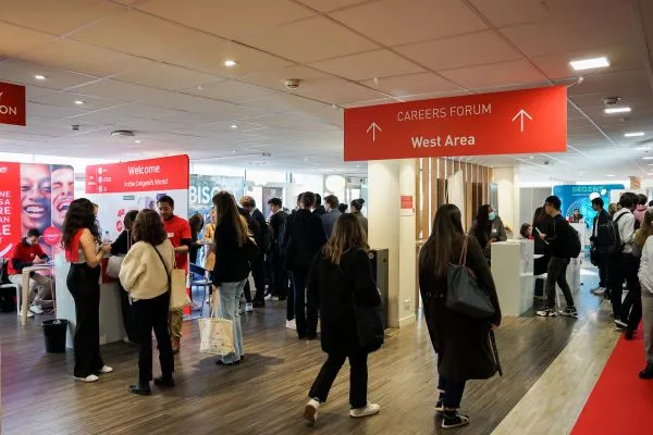 Rencontrez nos étudiants lors d'événements dédiés Rencontrez nos étudiants lors d'événements dédiés