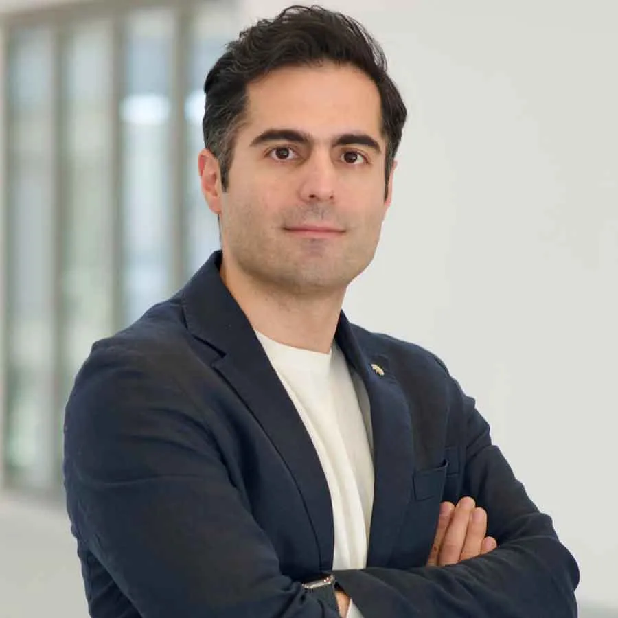 Parham Ashur - emlyon business school