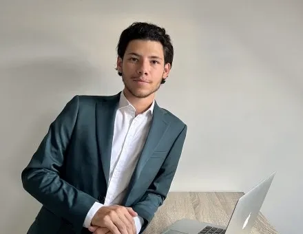 Alexandre SCHÖNBERG - etudiant + emlyon