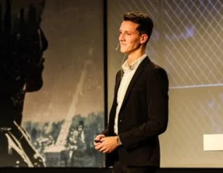 Edgar Renoud + etudiant + emlyon