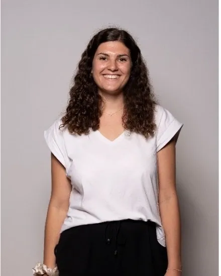 Quel est votre parcours académique ? Emma Flipaux + entrepreneuse + emlyon