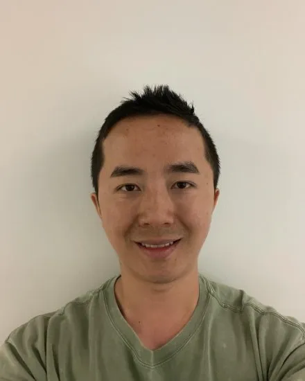 Jinyang Hu - Student in Strategy & Consulting