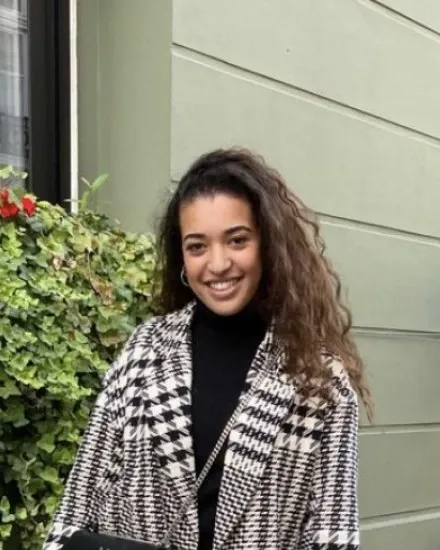 Kenza Bibaoune student emlyon Kenza Bibaoune student emlyon