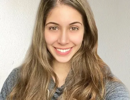Laura_PINZON, emlyon, student. Laura_PINZON, emlyon, student.