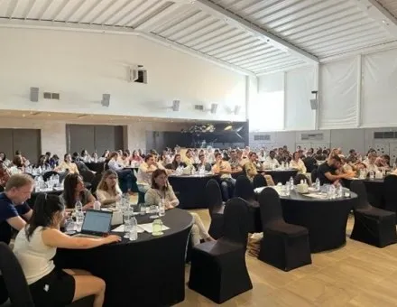 Rencontrer des professionnels du monde entier