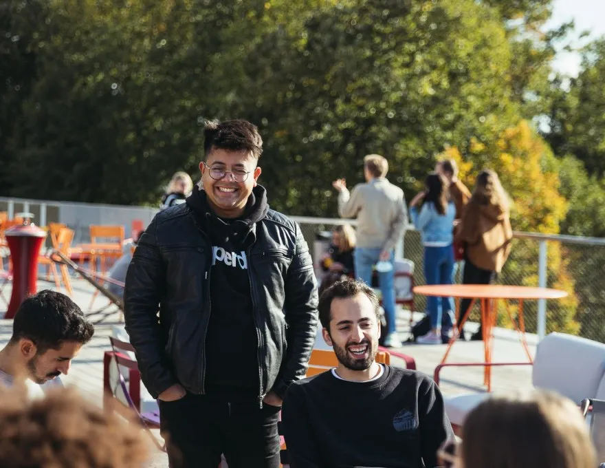 emlyon et l’ensemble de ses personnels se réjouissent d’accueillir ses étudiants et participants dans les prochaines semaines et leur souhaitent à toutes et tous une excellente rentrée. emlyon et l’ensemble de ses personnels se réjouissent d’accueillir ses étudiants et participants dans les prochaines semaines et leur souhaitent à toutes et tous une excellente rentrée.