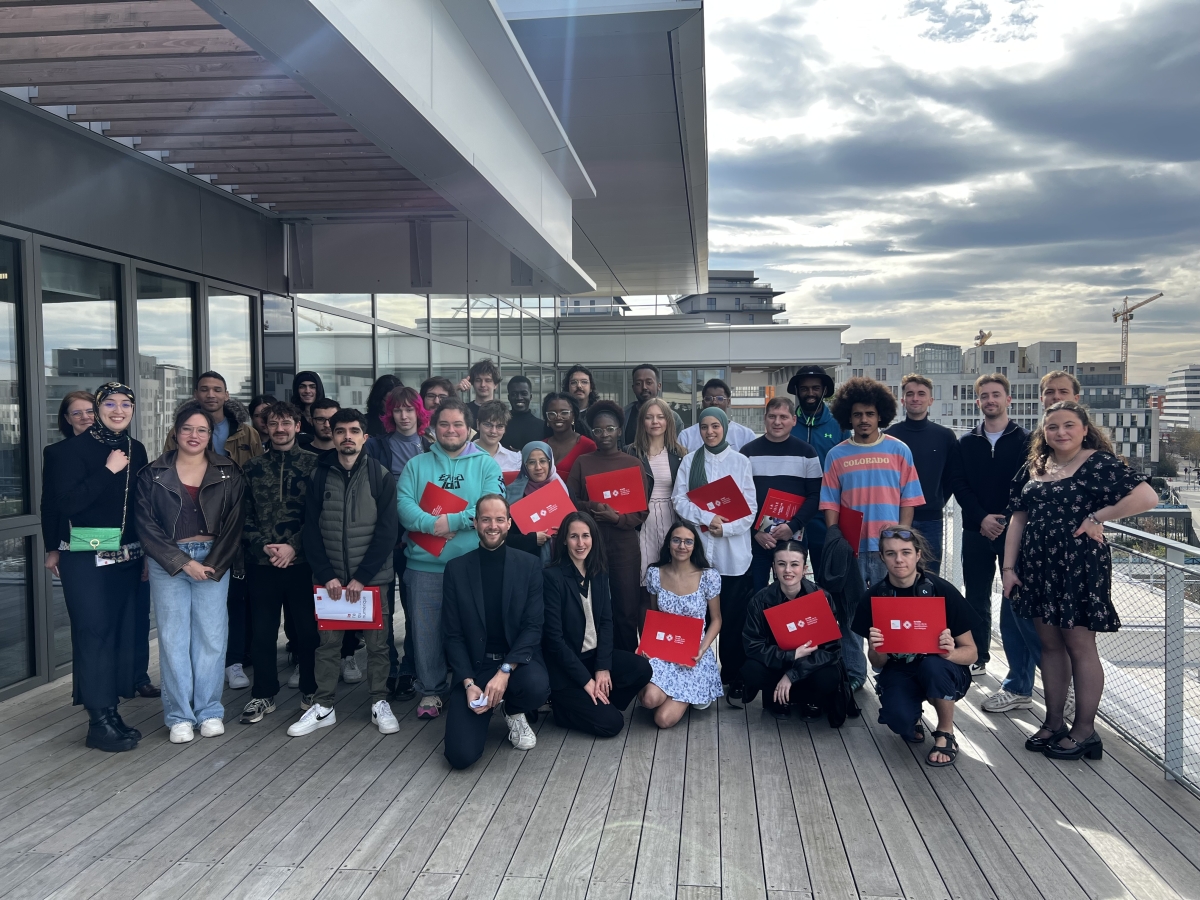 la toile remise certificats oct24