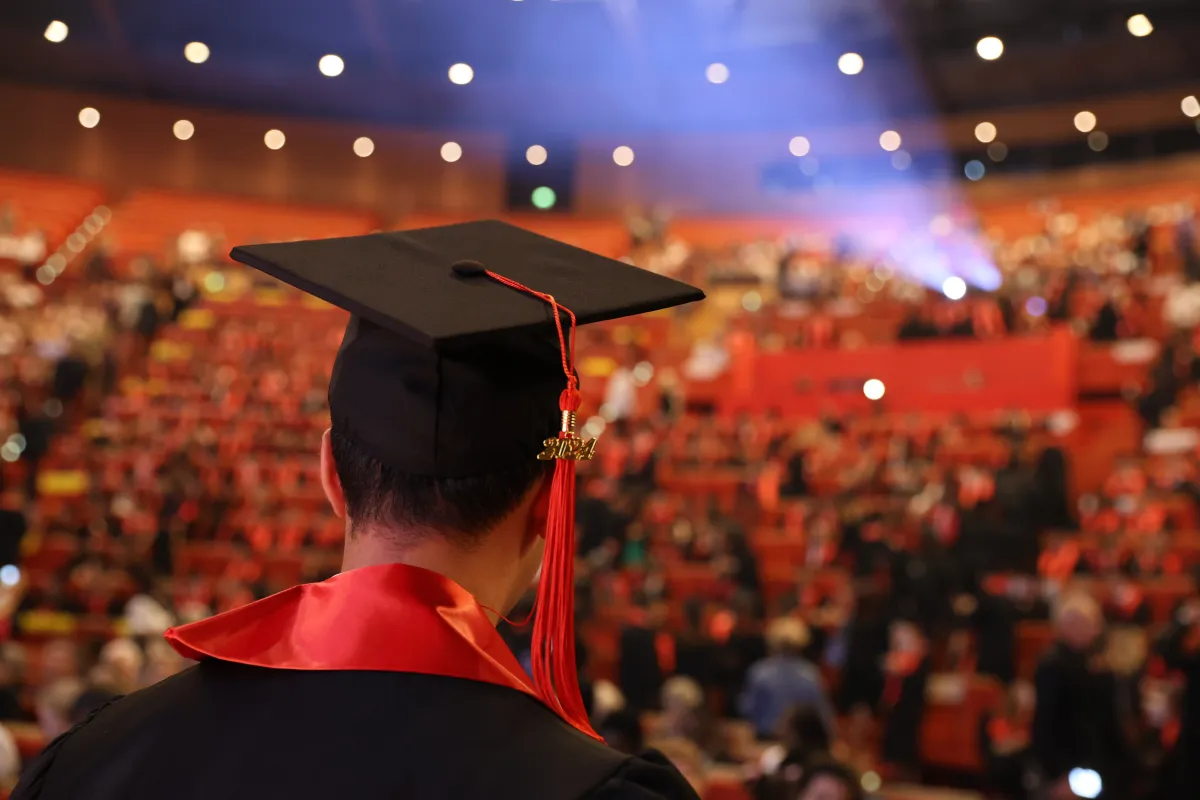 Remise des diplômes emlyon - MSc et Ms Remise des diplômes emlyon - MSc et Ms