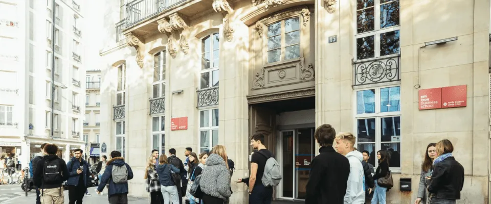 CAMPUS _ Campus Paris _ emlyon CAMPUS _ Campus Paris _ emlyon