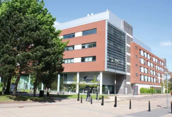 aston business school double diplome emlyon