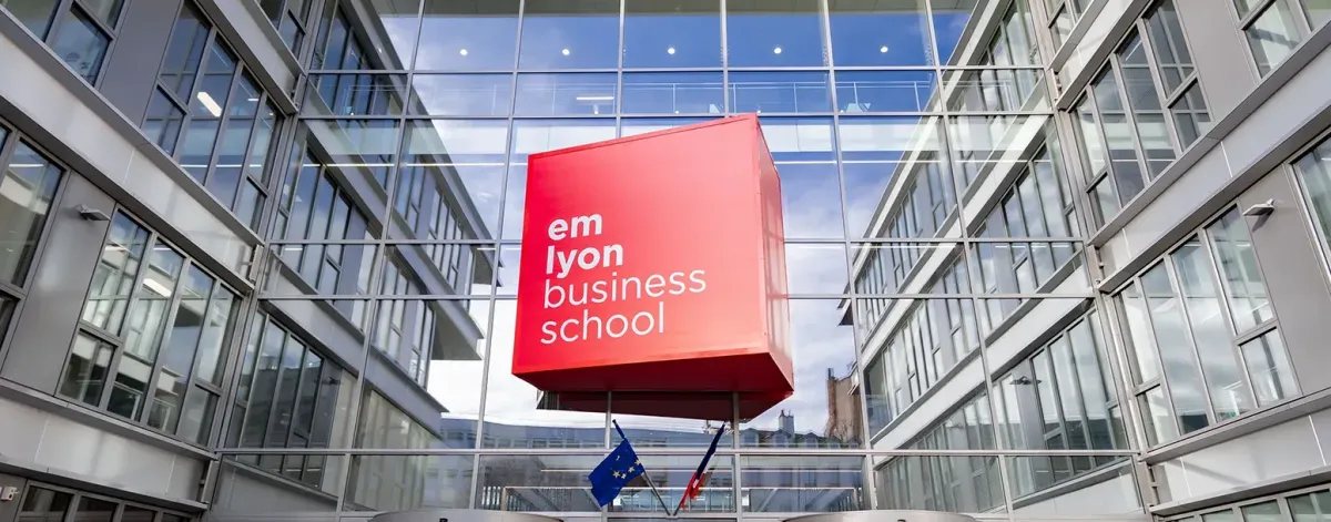 campus-lyon-emlyon-menu
