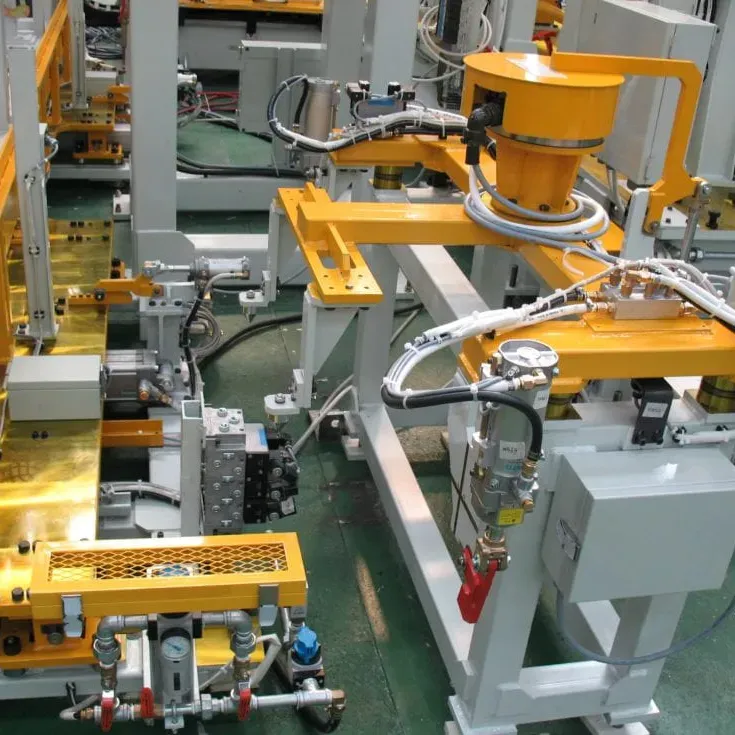 Manufacturing equipment - emlyon