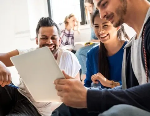 L’entrepreneuriat et la vie associative en école de commerce