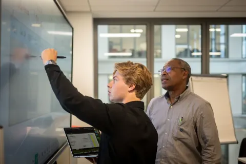 Masters and MSc - emlyon business school