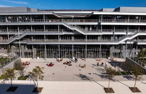 campus-emlyon campus-emlyon