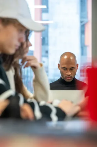 master-s-in-sales-emlyon