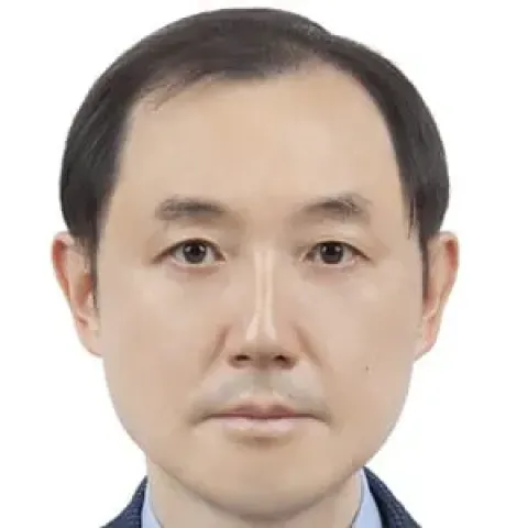 Professor Jeoung Yul LEE - emlyon business school