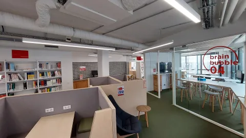 La bibliothèque d'emlyon business school (campus de Paris)