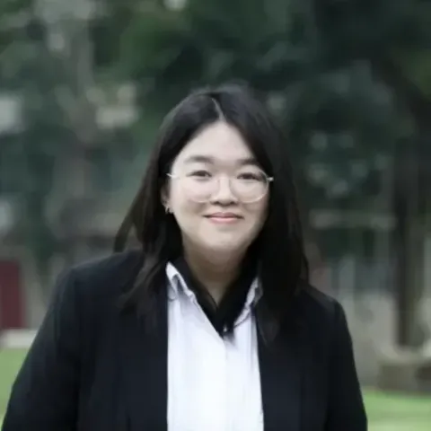 Christa O.GERALDINE - emlyon business school