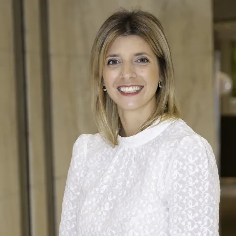 Anaïs BESSIS : Human Resources Director – In Extenso 