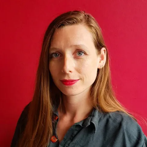 Elise LOBBEDEZ - emlyon business school