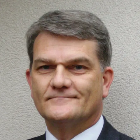 Prof. Eric David - emlyon business school
