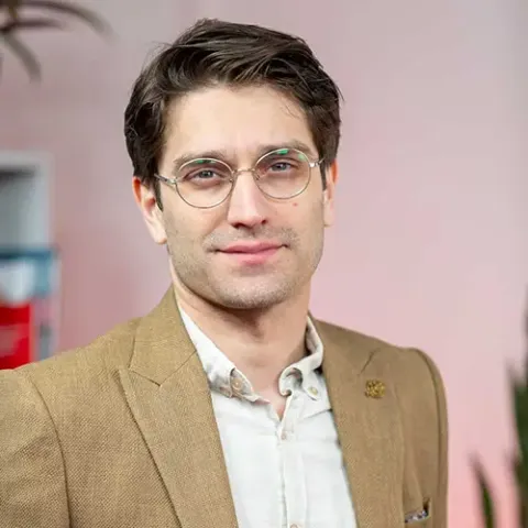 Prof. Saeed Varastech Yazdi - emlyon business school