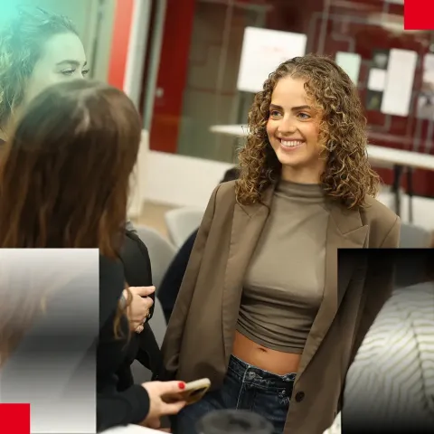 Students interacting during a student life activity that encourages networking and integration within the campus community. 