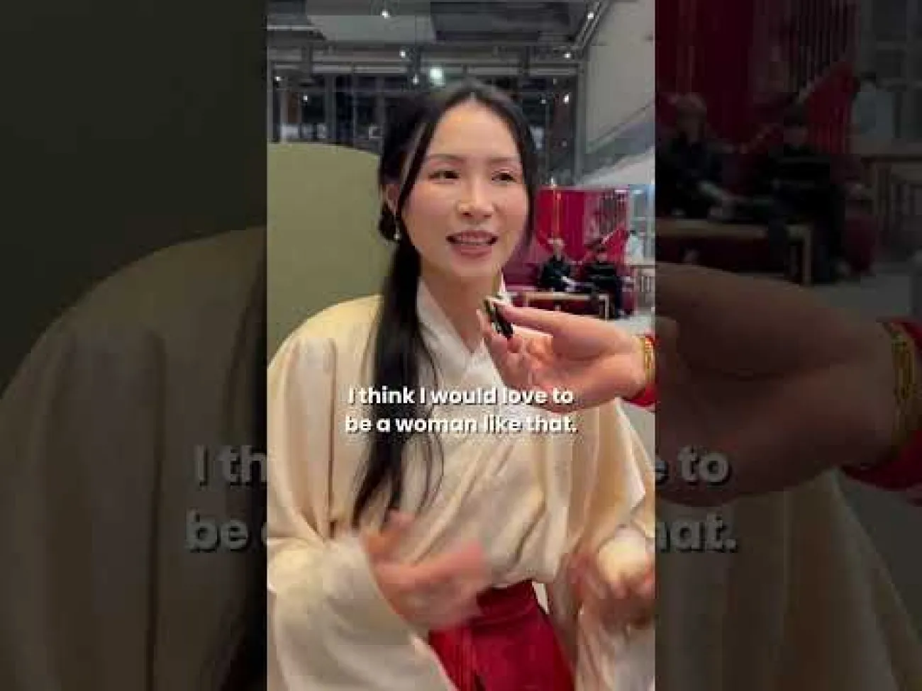 Preview image for the gge video "No passport required — welcome to emlyon’s global spirit.".