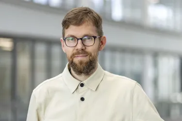 Prof. Joonas ROKKA, emlyon business school