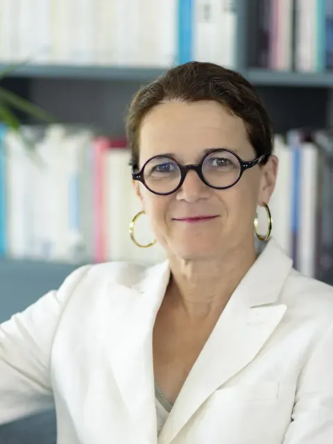 Isabelle Huault - emlyon business school
