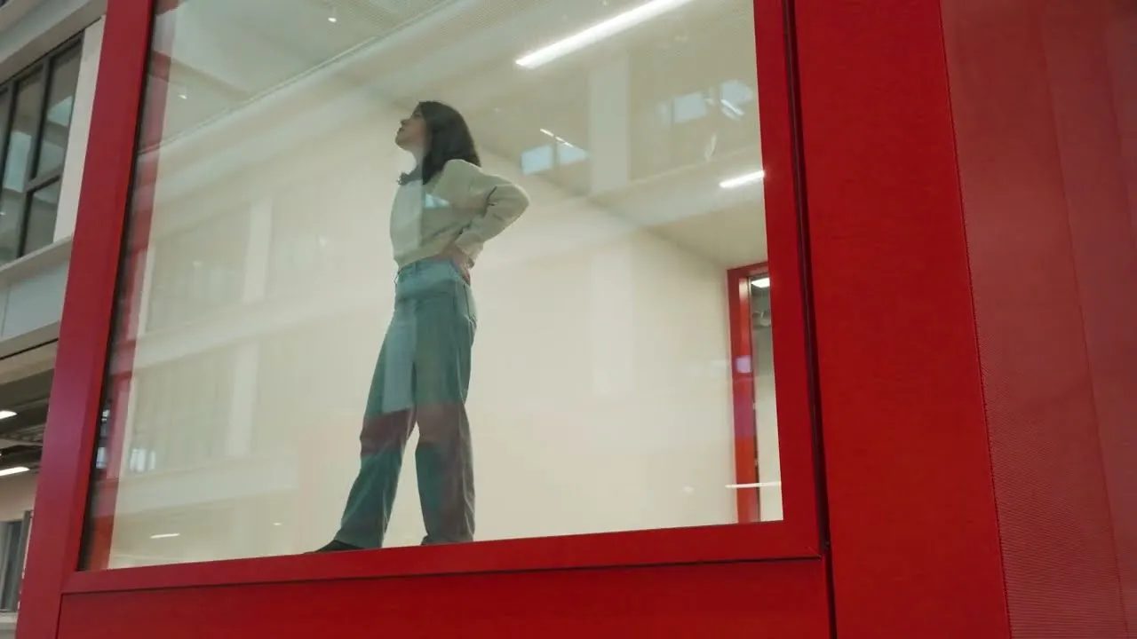 Preview image for the gge video "Les premières images du nouveau campus d’emlyon business school - Discover emlyon new campus".